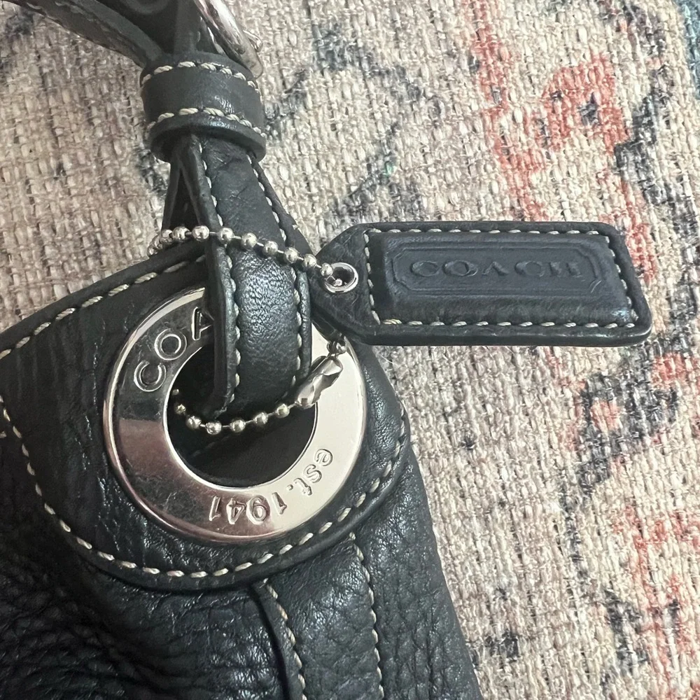 Coach Black Leather Shoulder Bag - Picture 4 of 13